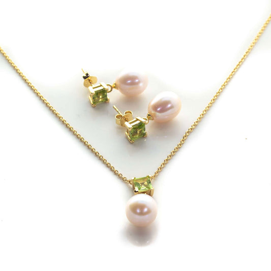 5 MM Peridot Stone Stone & 9 MM Cultured Freshwater Pearl Ankara Set - Shopgalaxy