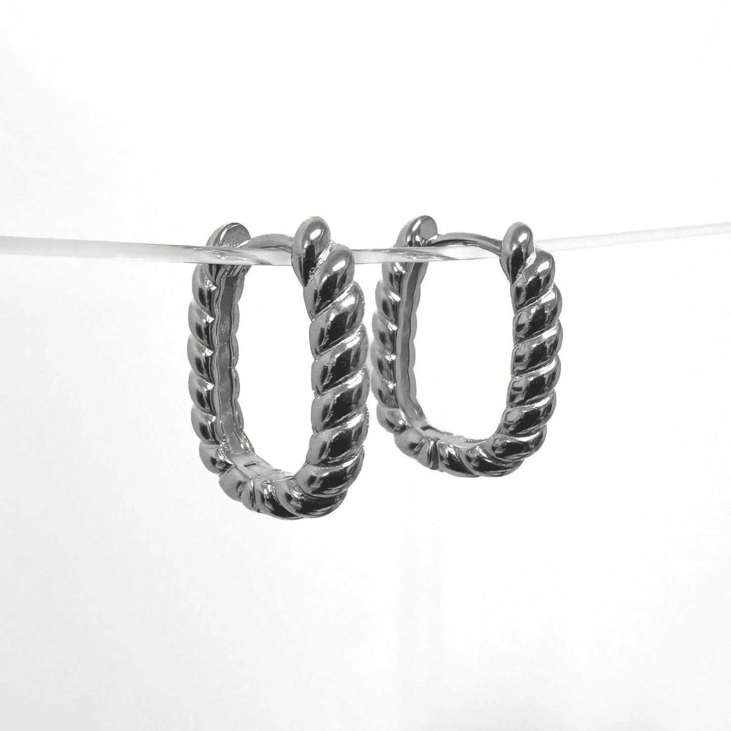 BROOKLYN TWIST HOOPS 2CM - Shopgalaxy.ch