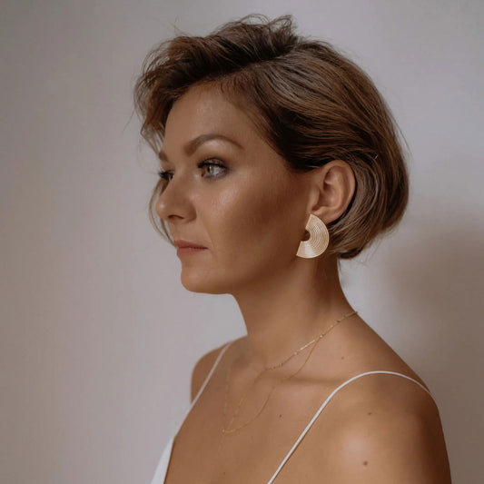 LIMITED EDITION STATEMENT EARRINGS - Shopgalaxy.ch