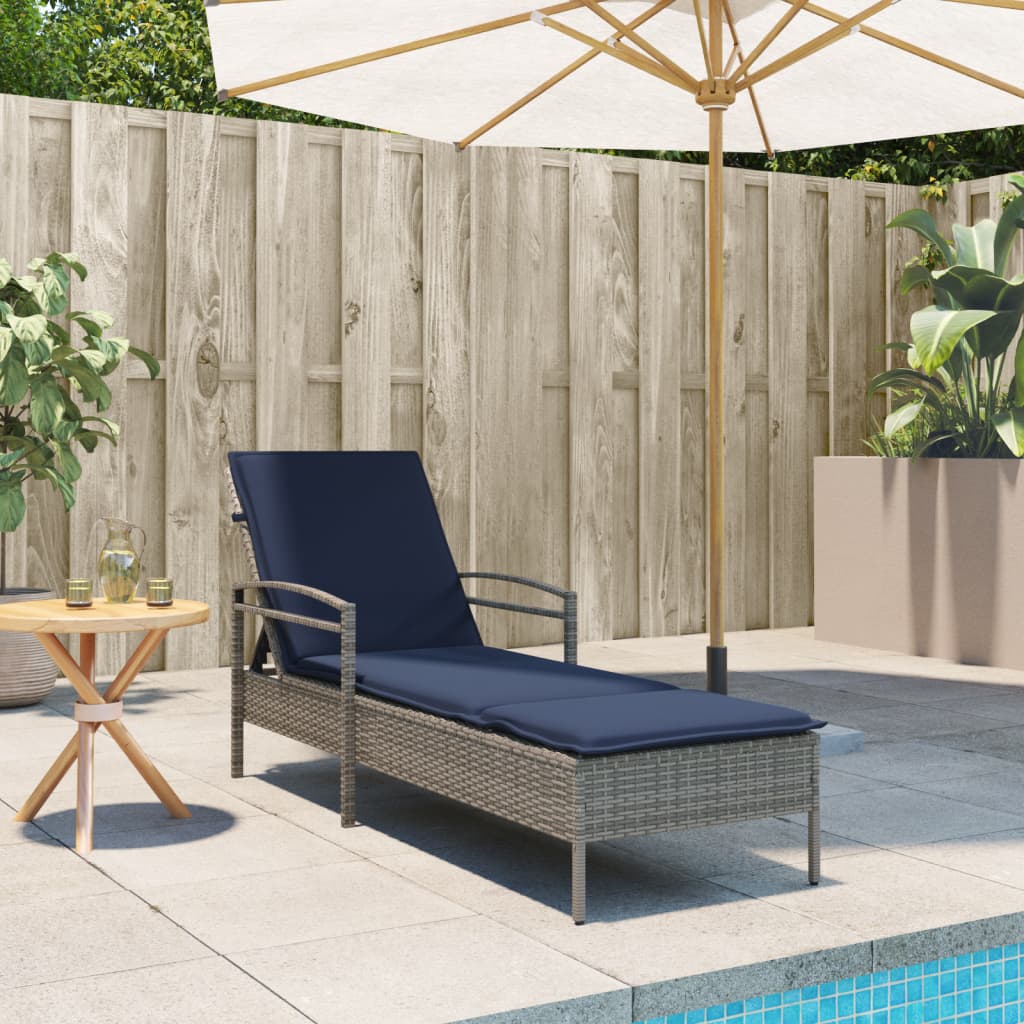 Sonnenliege mit Kissen Grau 63 x 200 x 81 cm Poly Rattan