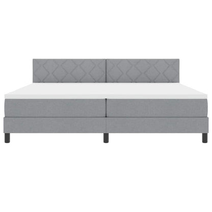 Boxspringbett mit Matratze Hellgrau 200 x 200 cm Stoff