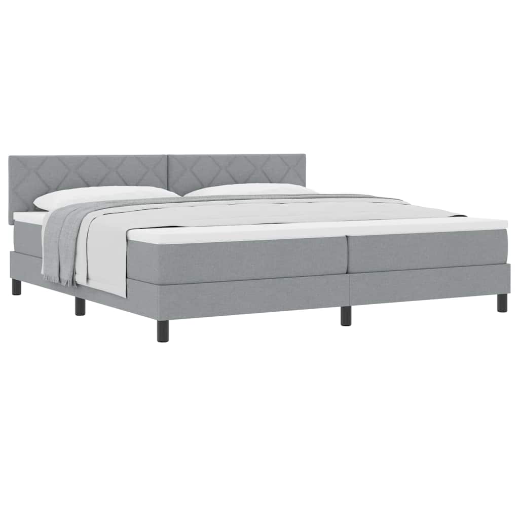 Boxspringbett mit Matratze Hellgrau 200 x 200 cm Stoff