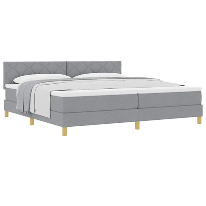 Boxspringbett mit Matratze Hellgrau 200 x 200 cm Stoff
