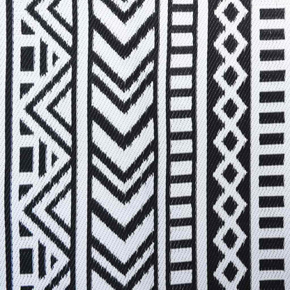 Outdoor Teppich ARAKIL Schwarz und Weiß 300 x 400 cm PP
