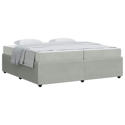 Bettgestell mit Matratze Hellgrau 200 x 200 cm Samt