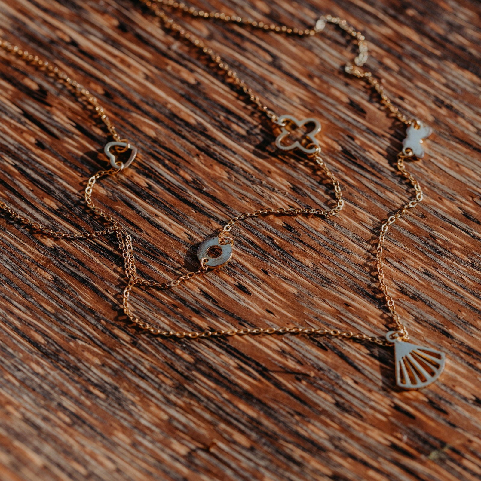 ELEGANTE Kette - Shopgalaxy.ch