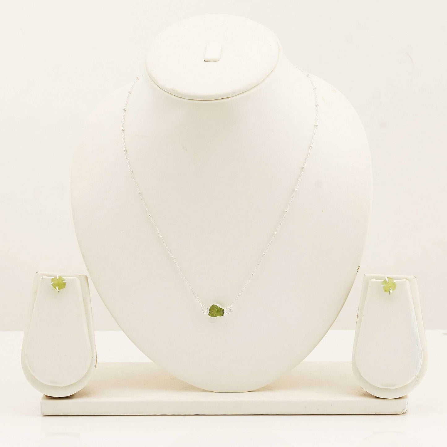 Handmade Peridot Set in its Natural form in Silver 925 - Shopgalaxy