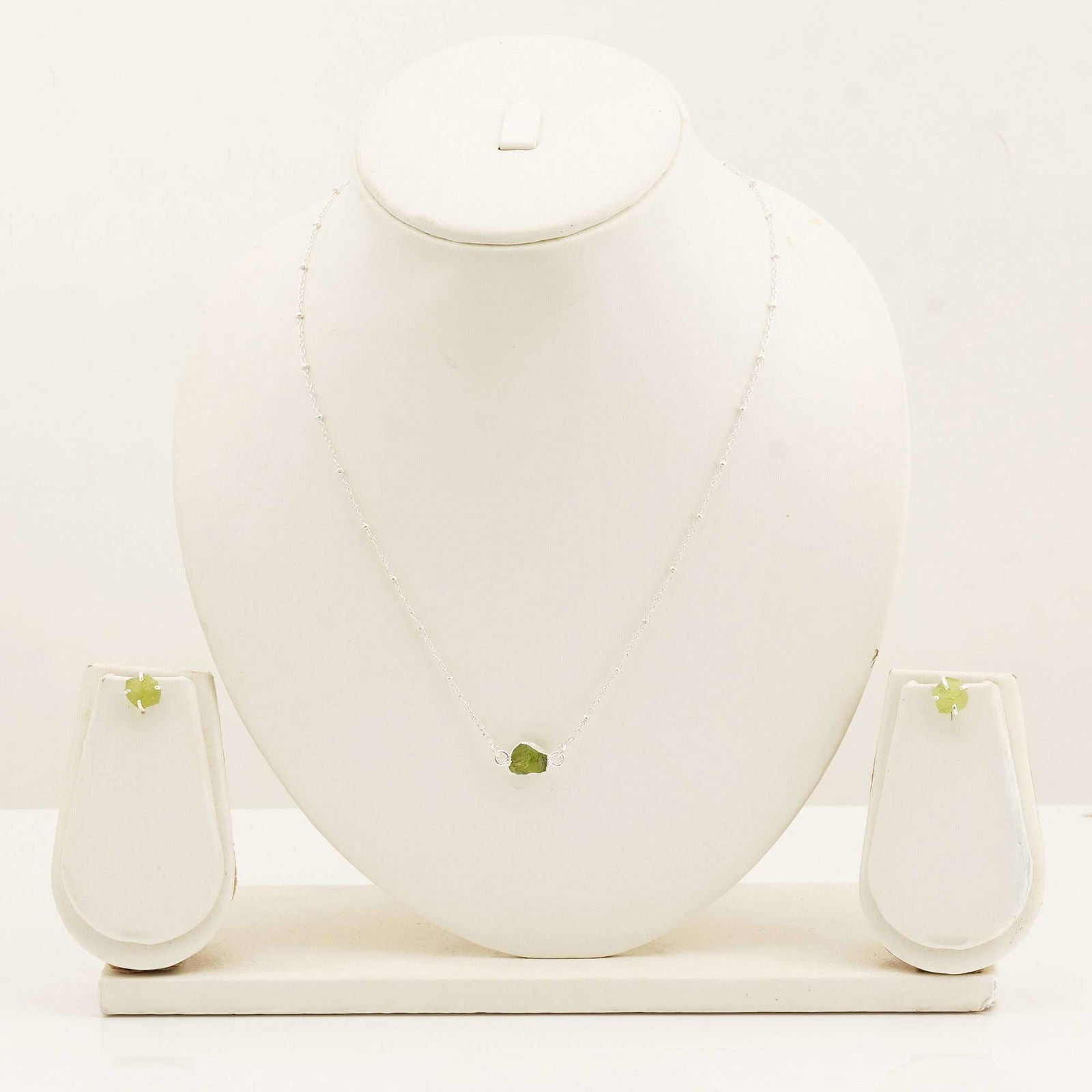 Handmade Peridot Set in its Natural form in Silver 925 - Shopgalaxy