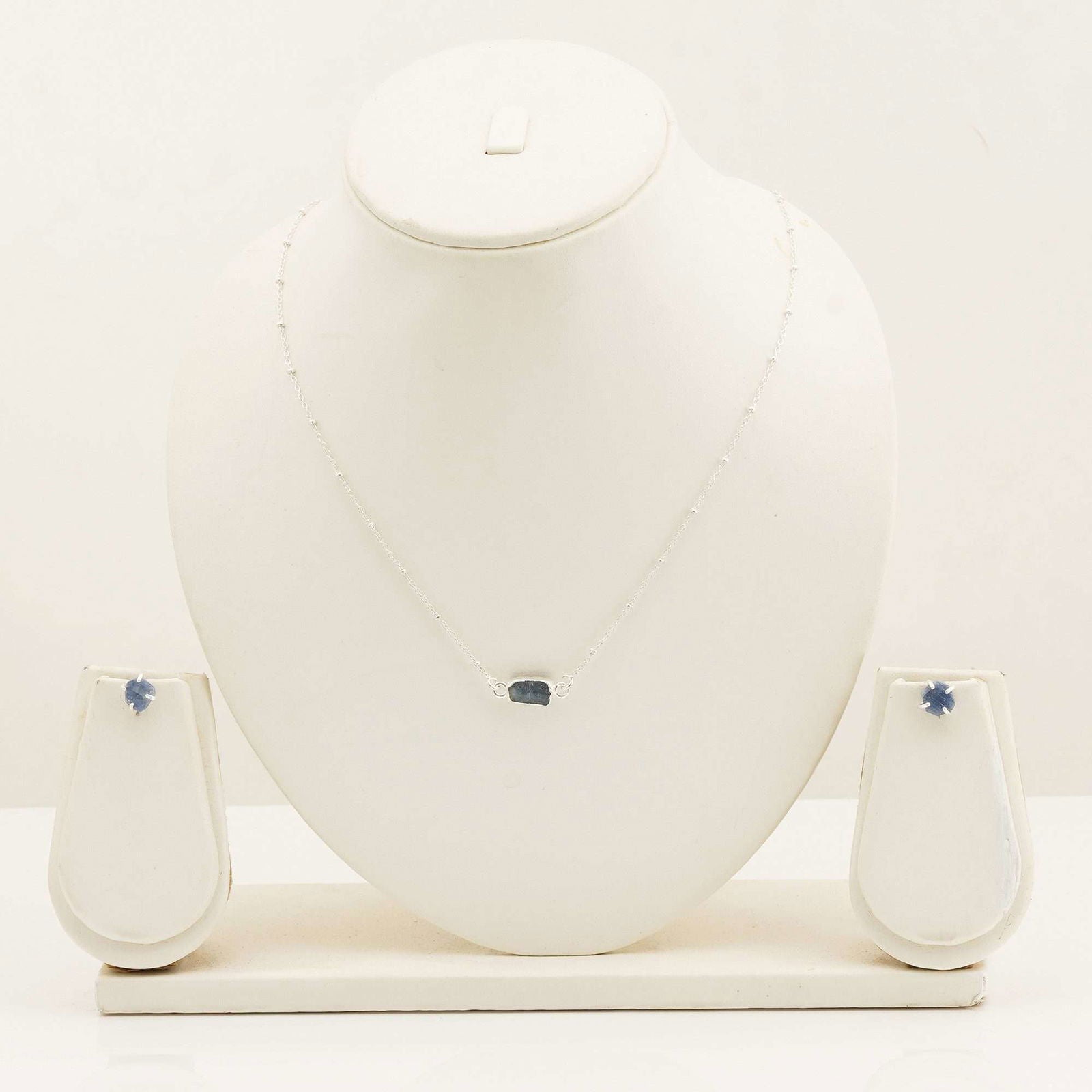 Handmade Sapphire Set in its Natural form in Silver 925 - Shopgalaxy