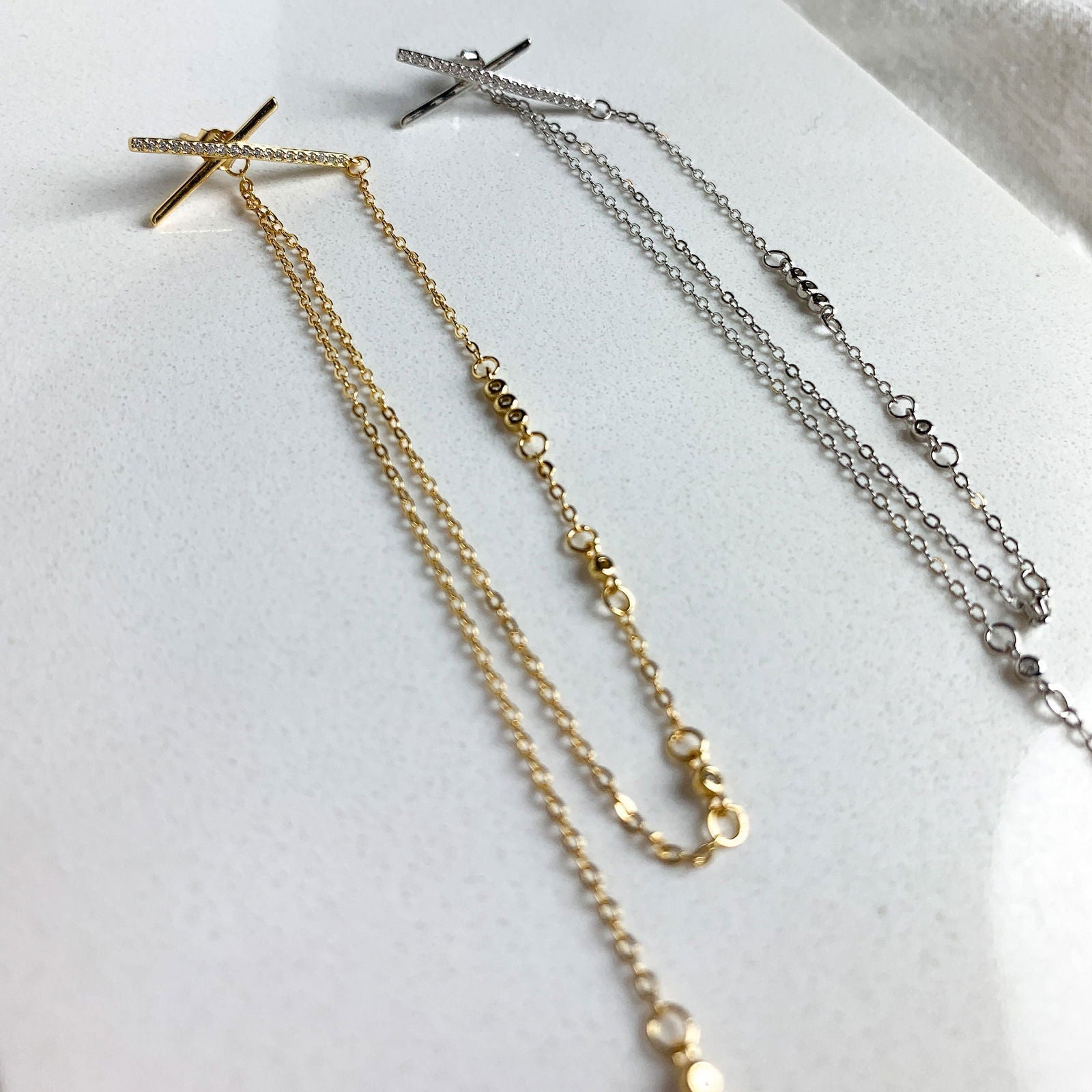 LAILA DANGLING EARRINGS - Shopgalaxy.ch