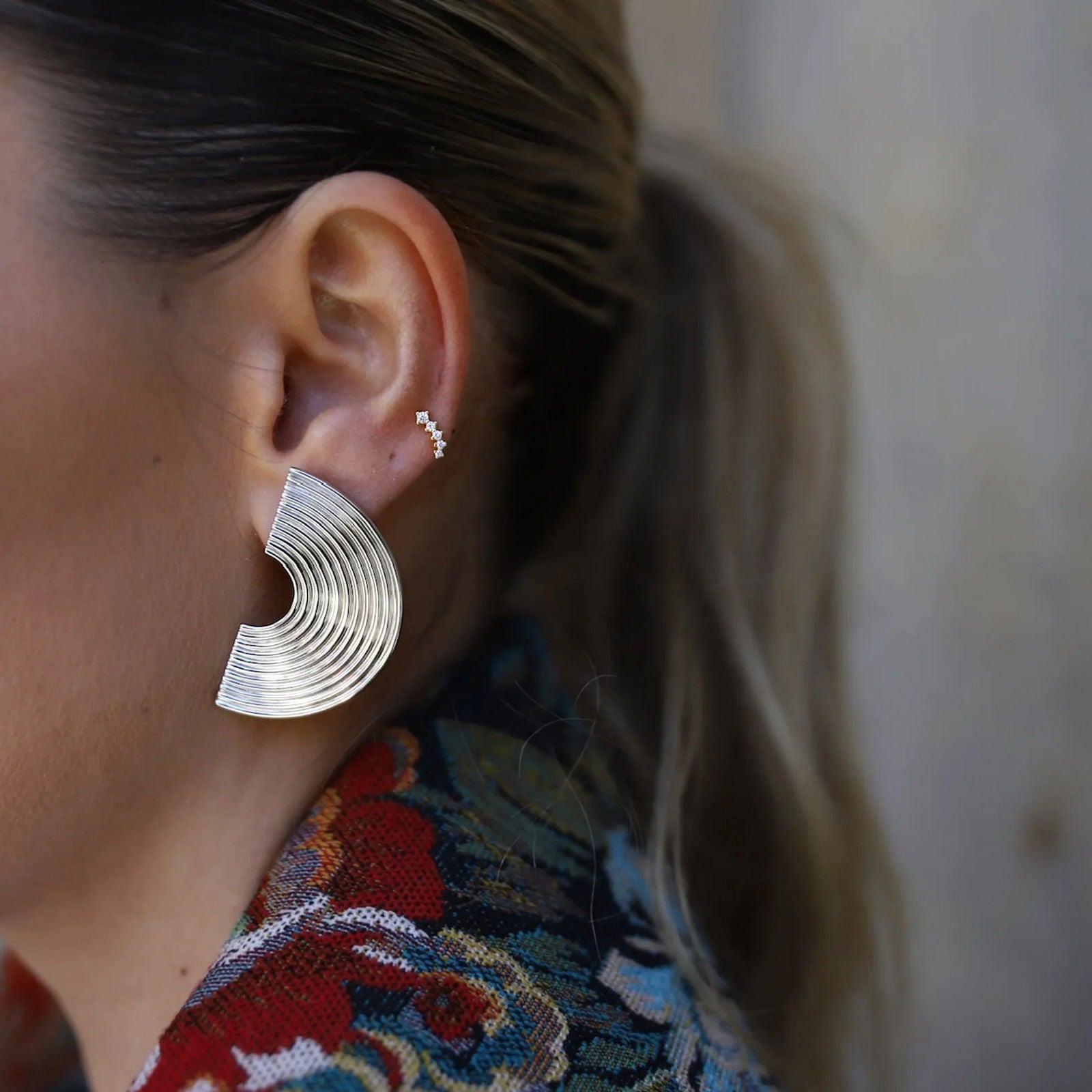 LIMITED EDITION STATEMENT EARRINGS - Shopgalaxy.ch