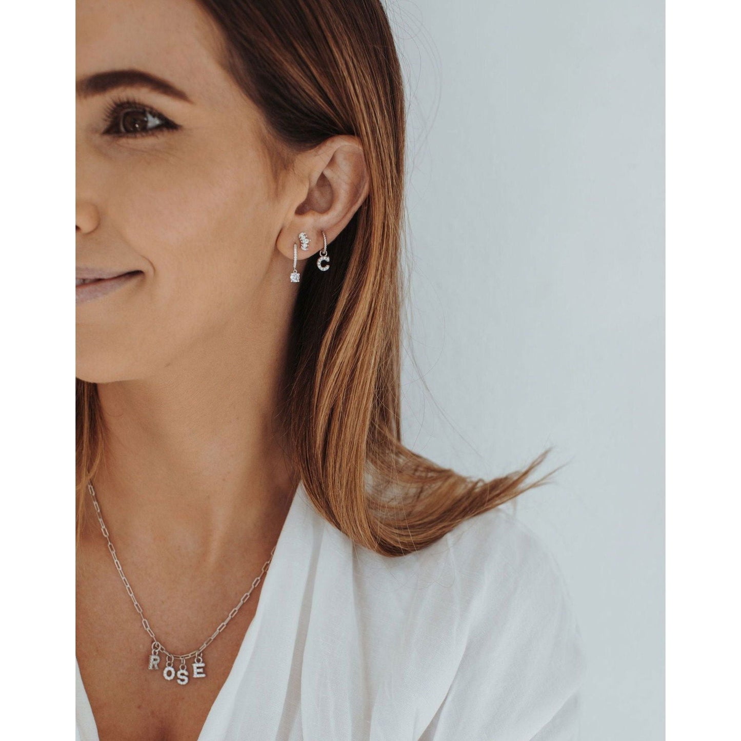 MEDIUM MALEA HOOPS with LETTER CHARMS - Shopgalaxy.ch