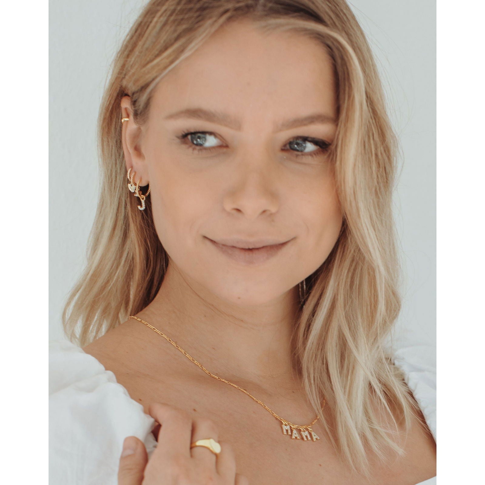 MINI MALEA HOOPS with LETTER CHARMS - Shopgalaxy.ch