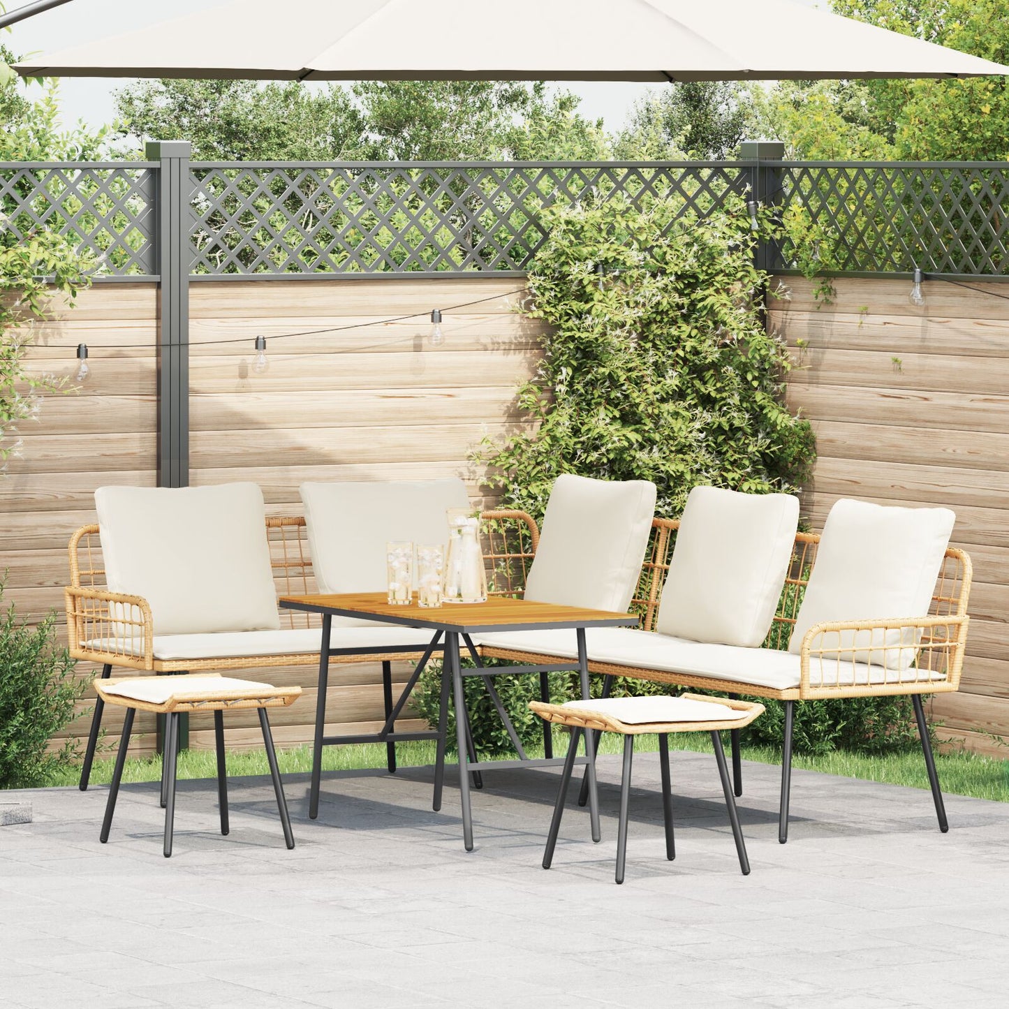 4-teilige Garten-Sofaset mit Kissen aus natürlichem Poly-Rattan