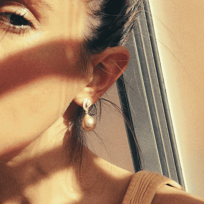 South Sea Golden Pearls Tear Drop Tokyo Earrings 11-12.2 MM - Shopgalaxy.ch